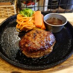 ステーキ＆ハンバーグ ひげ 札幌南5条本店的实拍图