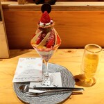 夜パフェ専門店 Parfaiteria beL 福岡的實拍圖