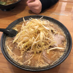 ラーメンさんぱち 滝川店的实拍图