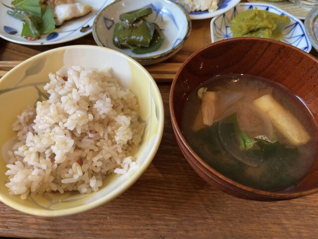 recommendations image for CACHE CACHE