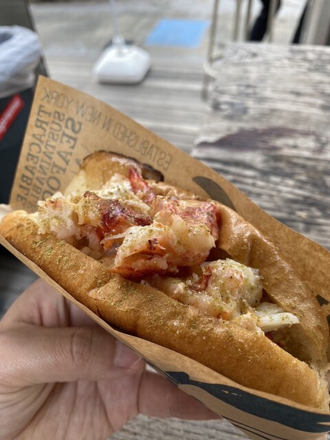 recommendations image for LUKE’S LOBSTER 表参道キャットストリート店
