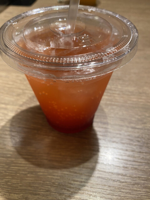 CAFE de METRO Echika表参道的实拍高清图