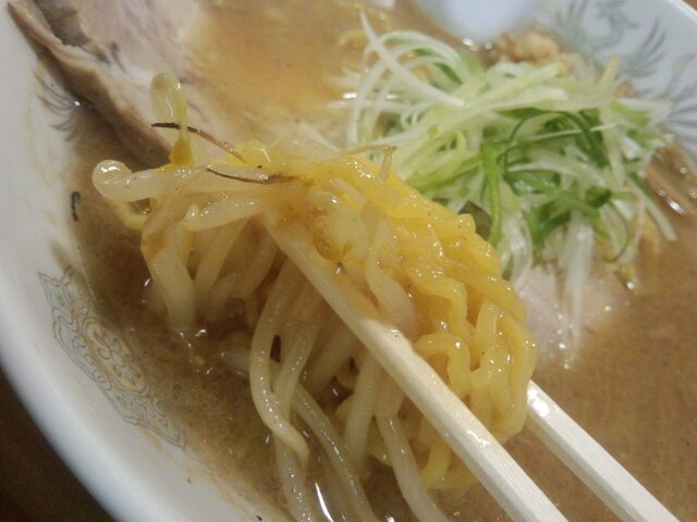ラーメン純水 春採本店的实拍高清图