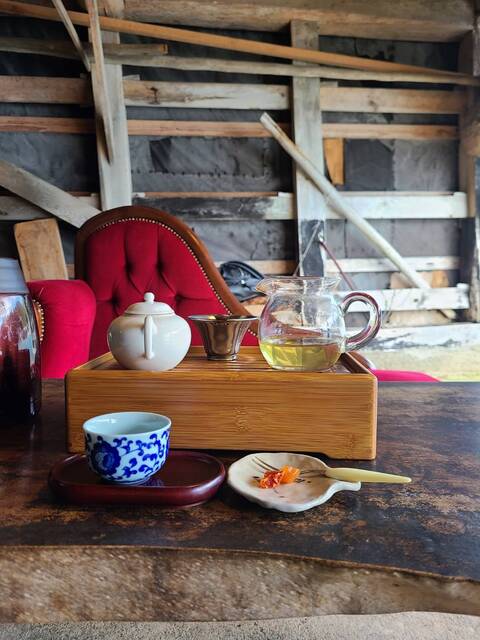 台湾茶専門店 靑竈的实拍高清图
