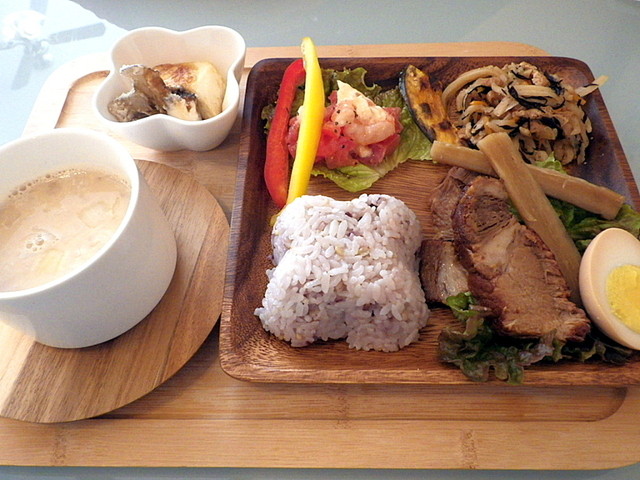 バロンドールカフェ的实拍高清图