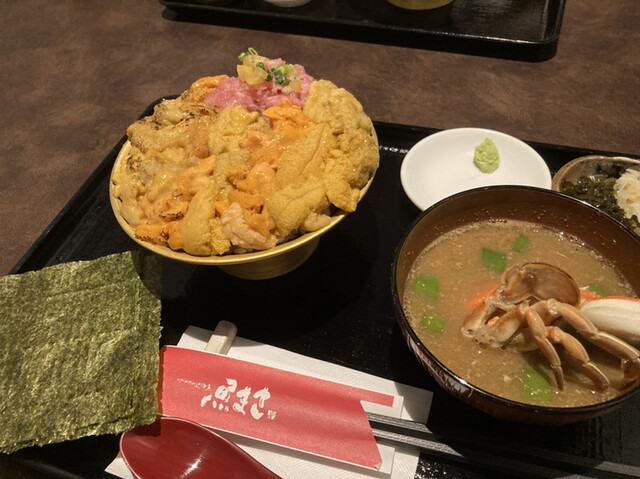 うに専門店 世壱屋 函館魚まさ店的實拍高清圖