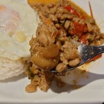 Asian Dining & Bar SAPANA 水道橋店的實拍圖