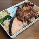 recommendations for 刷毛じょうゆ 海苔弁 山登り 新橋駅店