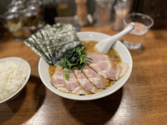 recommendations image for 神楽坂家系ラーメン モンタナ