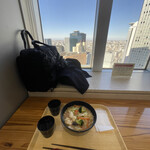 都庁第一本庁舎32階職員食堂的實拍圖