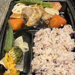 成城石井 新丸ビル店的实拍图