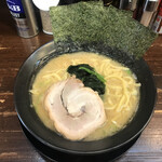 横浜家系ラーメン王子家的實拍圖