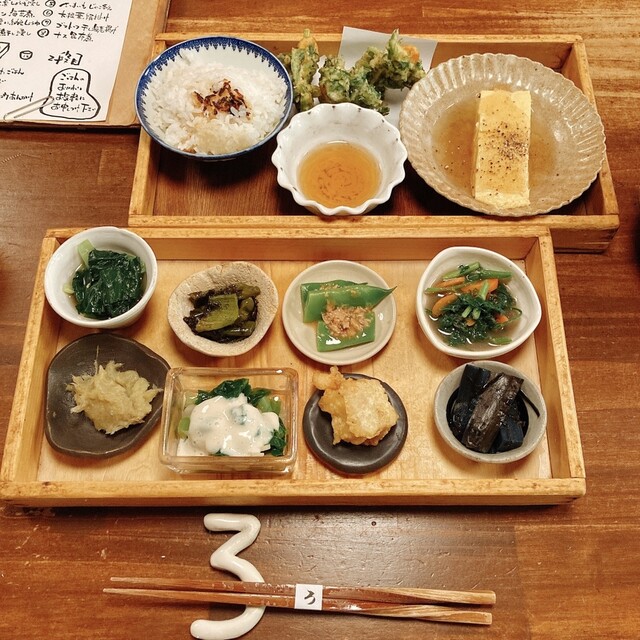 出町ろろろ的实拍高清图