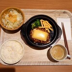 ファイヤーバーグ 里塚店的实拍图