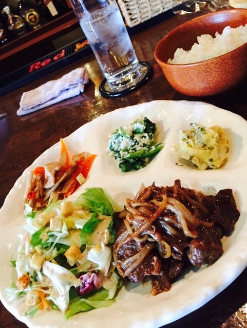 Foods and shotbar Hide-out的實拍高清圖