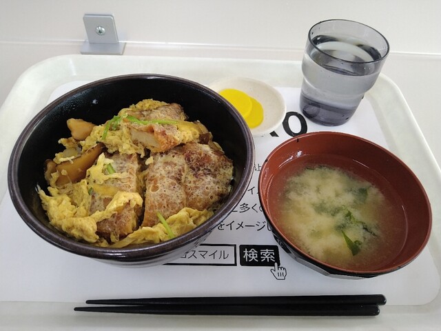札幌市役所本庁舎食堂的实拍高清图
