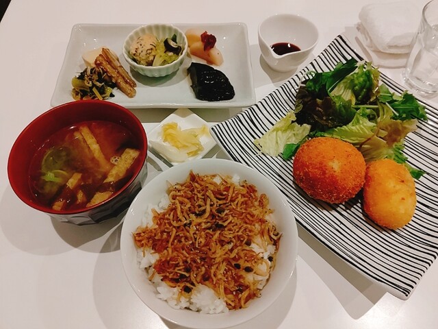 食堂・弁当・酒 エソラ的实拍高清图