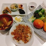 食堂・弁当・酒 エソラ的实拍图