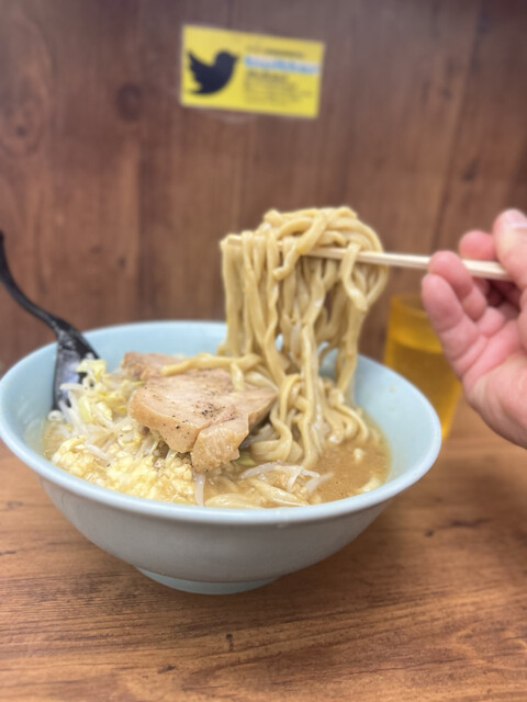 ラーメン二郎 池袋東口店的实拍高清图