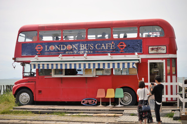ロンドンバスカフェ的實拍高清圖