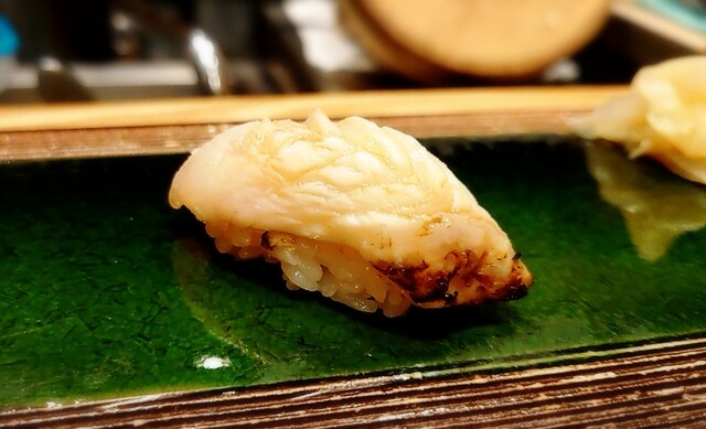 すし屋魚真 下北沢店的實拍高清圖