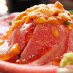 吉祥寺 肉ドレス海鮮丼 渋谷道玄坂店的實拍圖