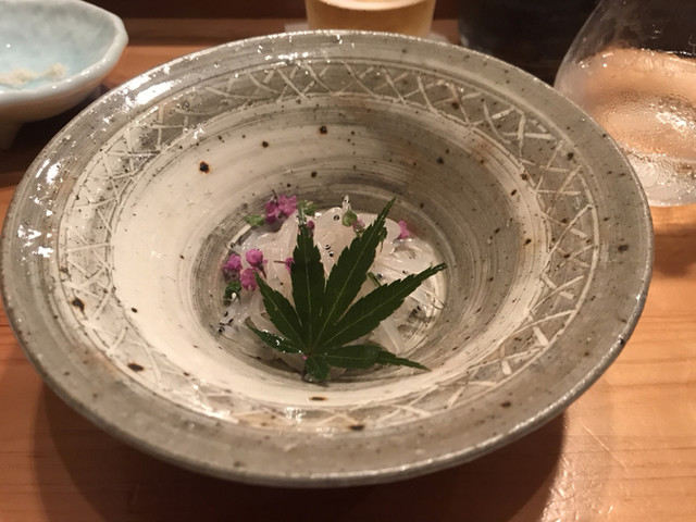 青山鮨孝的實拍高清圖