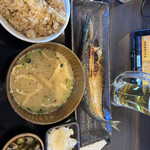 炭火焼干物定食 しんぱち食堂 エミオ田無店的實拍圖