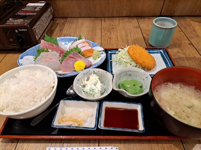 磯丸水産 池袋サンシャイン通り店的实拍高清图