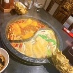 四川伝統火鍋 蜀漢 金山店的實拍圖