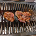 recommendations for 大衆焼肉酒場 焼肉ホルモン 十番