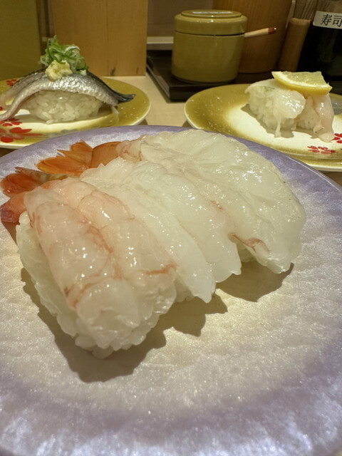 回転寿し魚まる的实拍高清图