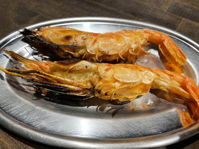 炉ばた屋 鶴吉 出抜小路店的实拍高清图