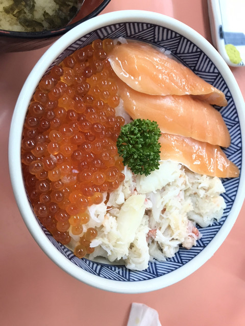 函館朝市 栄屋 よさこい食堂的实拍高清图