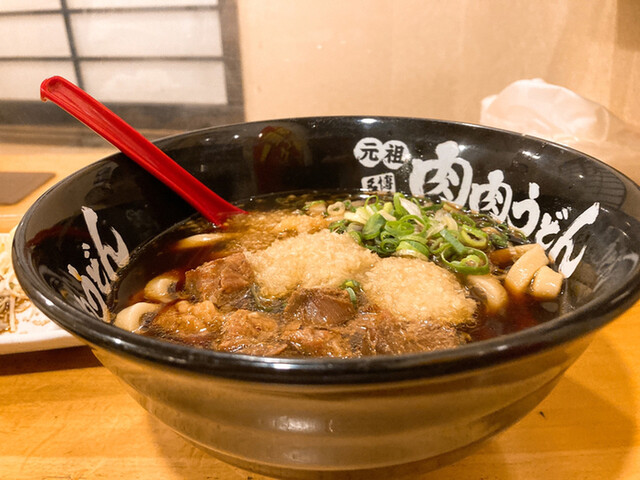 元祖肉肉うどん 中洲店的實拍高清圖