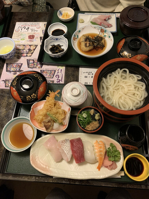 ともしげ的实拍高清图