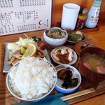 食べのみ処 くりや的实拍图