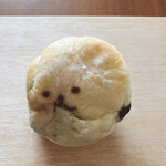 MILK IN BREAD的实拍图