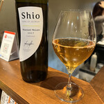 recommendations for wine stand SAMI