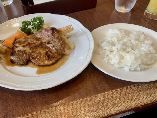 ロイヤルホスト 堀川五条店的實拍高清圖