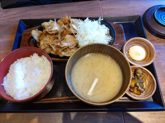 炭火焼干物定食 しんぱち食堂 エミオ田無店的實拍高清圖