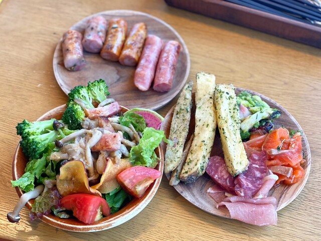 YONA YONA BEER WORKS 新虎通り店的實拍高清圖