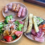 YONA YONA BEER WORKS 新虎通り店的實拍圖