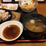 まる家食堂的实拍图