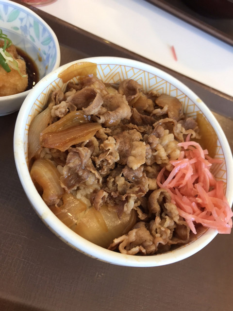 すき家 40号名寄店的实拍高清图