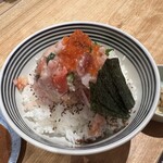 日本橋海鮮丼 つじ半 ミッドタウン店的實拍圖