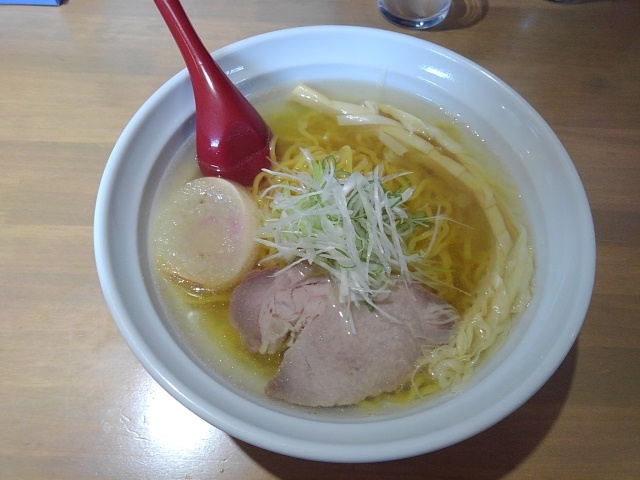 マルエス食堂的实拍图