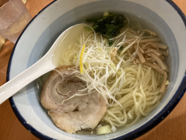 俺流塩らーめん 渋谷総本店的实拍高清图