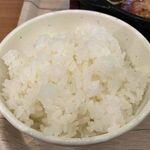 ファイヤーバーグ 里塚店的实拍图