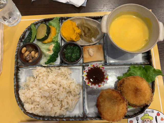 北広島野村園 NOMUキッチン的实拍高清图
